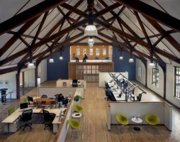 上海辦公室裝修-LOFT辦公室設(shè)計(jì)有什么特點(diǎn)？