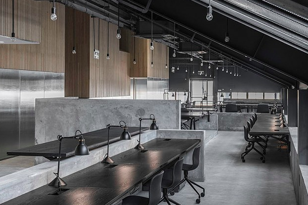 上海浦東區(qū)工業(yè)風辦公室裝修效果圖